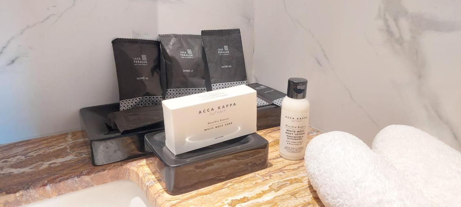 爪哇岛百诺肯酒店 泗水 外观 照片